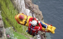 Marais Vernier : un septuagénaire chute d’une falaise en cherchant son chien, il est grièvement blessé