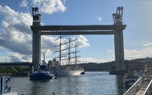 Rouen : le pont Flaubert levé dans la nuit de dimanche à lundi pour l’arrivée du voilier “Le Français”