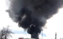Une dizaine de véhicules détruits dans l'incendie d'une casse à Gonfreville-l'Orcher