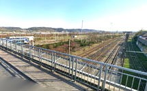 Sotteville-lès-Rouen : un homme se jette d’un pont sur les voies ferrées, pronostic vital engagé