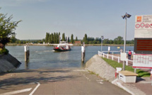 Tentative de suicide à La Bouille : la conductrice plonge sa voiture dans la Seine