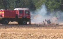 Un hangar agricole et 200 tonnes de foin et de paille ravagés par les flammes dans la vallée d'Eure