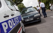 Elbeuf : ivre et sans assurance, un automobiliste met en panique une mère et ses trois enfants