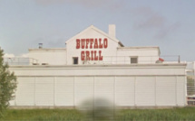 Braquage au couteau chez Buffalo Grill à Bois-Guillaume : le malfaiteur repart avec 500€
