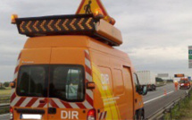 Un camion de la Dirno percuté par une camionnette sur la RN28 à la sortie de Rouen. Un blessé 