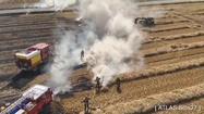 Près de Brionne, un feu d’herbes menace des maisons : une vingtaine de personnes évacuées Près de Brionne, un feu d’herbes menace des maisons : une vingtaine de personnes évacuées