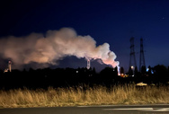 Grand-Couronne : violent incendie dans une usine de recyclage de métaux, 54 pompiers toujours mobilisés