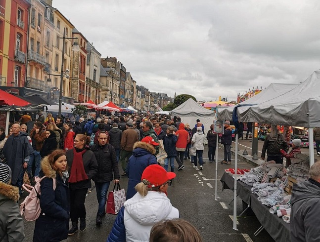 Foire aux harengs à Dieppe (3) Foire aux harengs à Dieppe (3)