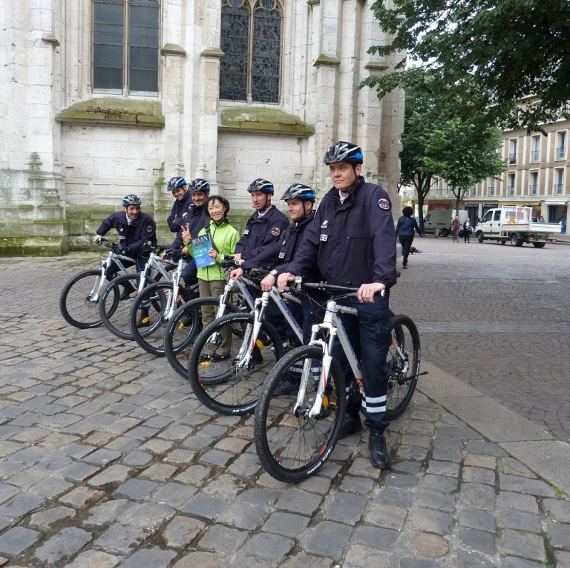 VTT POLICE 1 VTT POLICE 1